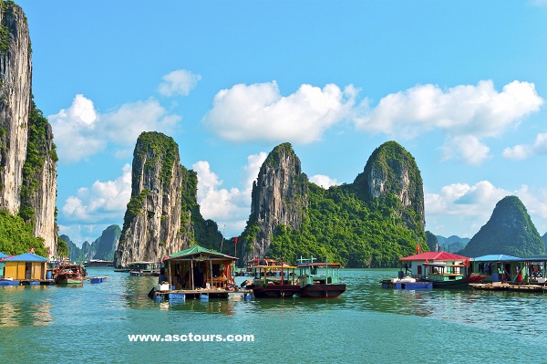 Làng chài vịnh Hạ Long